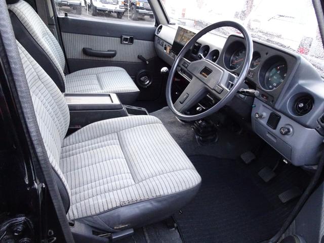 ランドクルーザー60 GX平屋根観音扉5速MTFJ62V新品鍛造17インチホイール新品BFグッドリッチATタイヤ新品グリル新品フロントバンパー新品リアバンパー新品ヘッドライト新品楽々ナビのディスプレイオーディオ西日本仕入(51枚目)