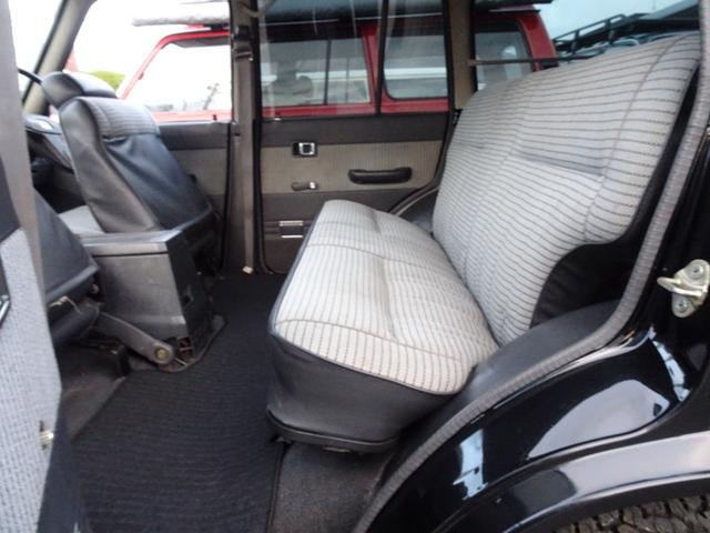 ランドクルーザー60 GX平屋根観音扉5速MTFJ62V新品鍛造17インチホイール新品BFグッドリッチATタイヤ新品グリル新品フロントバンパー新品リアバンパー新品ヘッドライト新品楽々ナビのディスプレイオーディオ西日本仕入(54枚目)