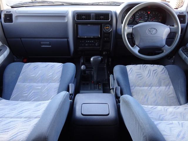 ランドクルーザープラド TX 後期型丸目換装クラシックコンプリートオプションリアデフロック新品BFグッドリッチタイヤ新品オレンジコーナーレンズ新品LEDテール2インチリフトアップ8人乗りクリスタルヘッドライト西日本仕入(14枚目)