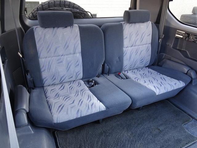 ランドクルーザープラド TX 後期型丸目換装クラシックコンプリートオプションリアデフロック新品BFグッドリッチタイヤ新品オレンジコーナーレンズ新品LEDテール2インチリフトアップ8人乗りクリスタルヘッドライト西日本仕入(19枚目)