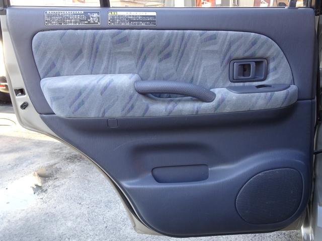 ランドクルーザープラド TX 後期型丸目換装クラシックコンプリートオプションリアデフロック新品BFグッドリッチタイヤ新品オレンジコーナーレンズ新品LEDテール2インチリフトアップ8人乗りクリスタルヘッドライト西日本仕入(37枚目)