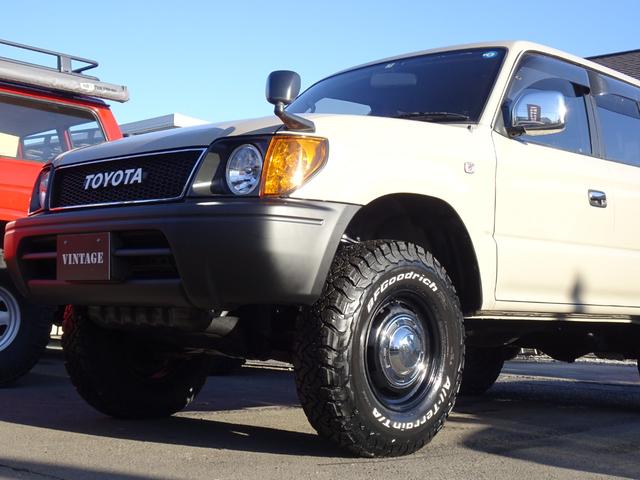 ランドクルーザープラド TX 後期型丸目換装クラシックコンプリートオプションリアデフロック新品BFグッドリッチタイヤ新品オレンジコーナーレンズ新品LEDテール2インチリフトアップ8人乗りクリスタルヘッドライト西日本仕入(60枚目)