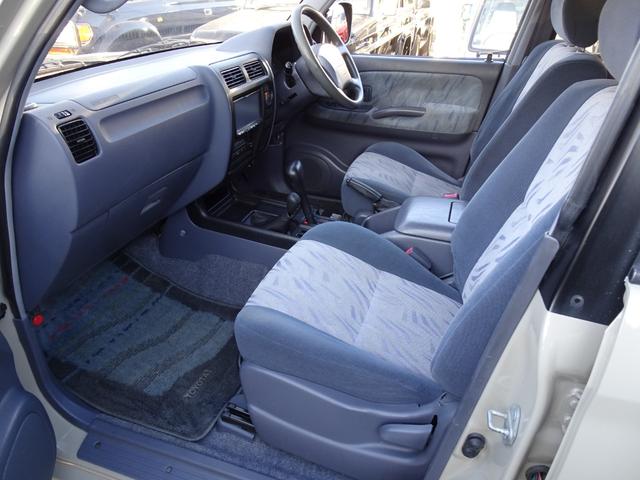 ランドクルーザープラド TX 後期型丸目換装クラシックコンプリートオプションリアデフロック新品BFグッドリッチタイヤ新品オレンジコーナーレンズ新品LEDテール2インチリフトアップ8人乗りクリスタルヘッドライト西日本仕入(62枚目)