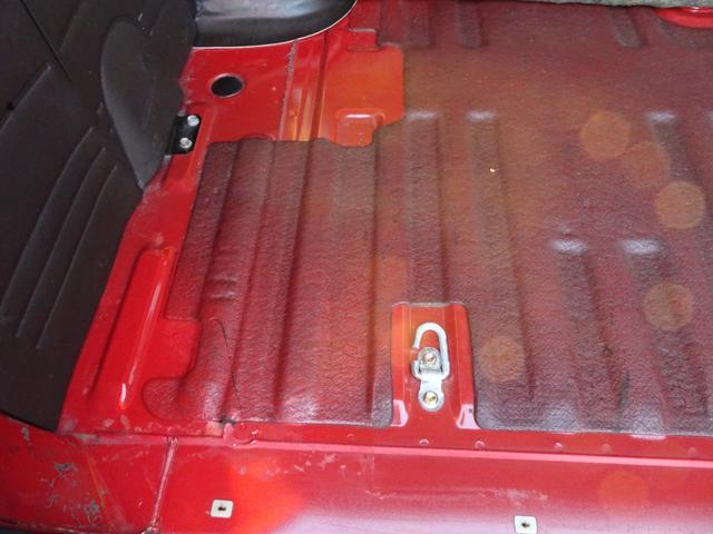 ランドクルーザー60 GX 平屋根観音扉5速MT純正レッド新品BFグッドリッチタイヤ新品ディスプレイオーディオ新品グリルベゼル新品コーナーレンズ新品テールレンズ新品エンブレム新品アウターハンドルDEANクロスカントリー(22枚目)