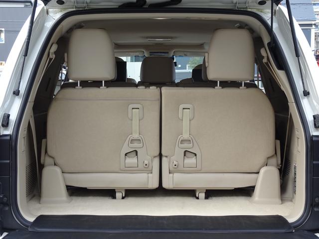 ランドクルーザー ＺＸ　後期型モデリスタスポイラーサンルーフレザーシート純正ナビバックカメラＥＴＣ純正エンジンスターターフォグランプリアルーフスポイラースマートキーウッドハンドル（20枚目）