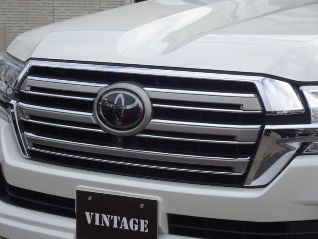 ランドクルーザー ＺＸ　後期型モデリスタスポイラーサンルーフレザーシート純正ナビバックカメラＥＴＣ純正エンジンスターターフォグランプリアルーフスポイラースマートキーウッドハンドル（23枚目）