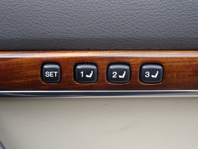 ランドクルーザー ＺＸ　後期型モデリスタスポイラーサンルーフレザーシート純正ナビバックカメラＥＴＣ純正エンジンスターターフォグランプリアルーフスポイラースマートキーウッドハンドル（49枚目）