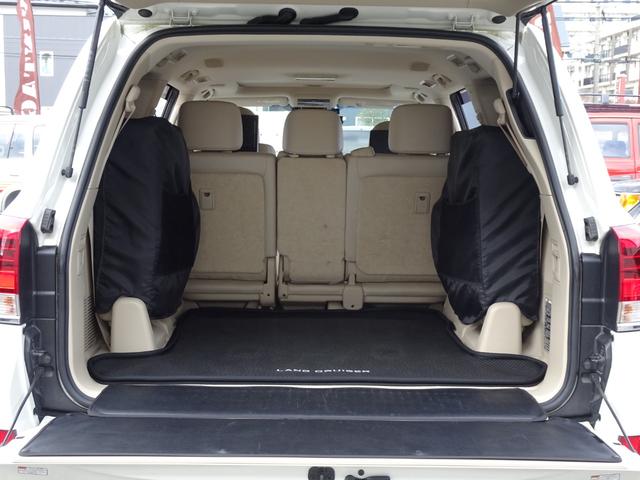 ランドクルーザー ＺＸ　後期型モデリスタスポイラーサンルーフレザーシート純正ナビバックカメラＥＴＣ純正エンジンスターターフォグランプリアルーフスポイラースマートキーウッドハンドル（52枚目）