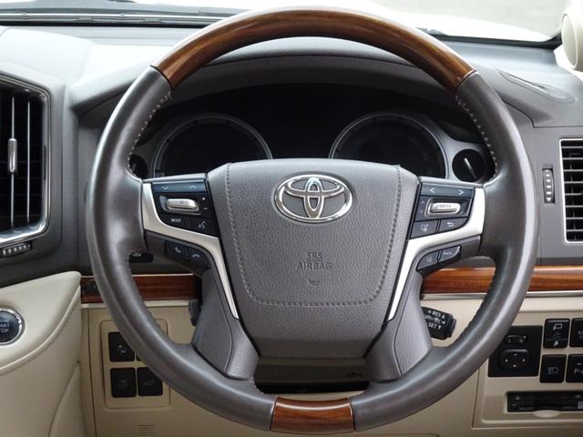 ランドクルーザー ＺＸ　後期型モデリスタスポイラーサンルーフレザーシート純正ナビバックカメラＥＴＣ純正エンジンスターターフォグランプリアルーフスポイラースマートキーウッドハンドル（57枚目）