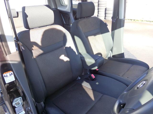 オイル、オイルフィルター、ワイパーラバーの交換、パワステオイル、ブレーキオイル、クーラント液の交換又は補充をし、交換必要な部品は交換、下回りは錆び止め防錆塗装、保安基準を満たした整備をしております。