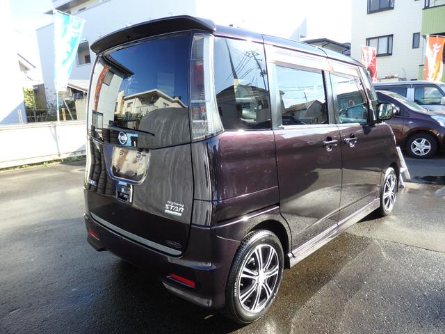 内装仕上げ工程は、掃除機、エコンプレッサーで埃やゴミを除去、シート全席を機械を使い業務用製剤にて隅々まで叩き出し洗浄、フロアマット高圧洗浄、その他細かい所まで徹底的に洗浄し、最後に抗菌コートしてます！