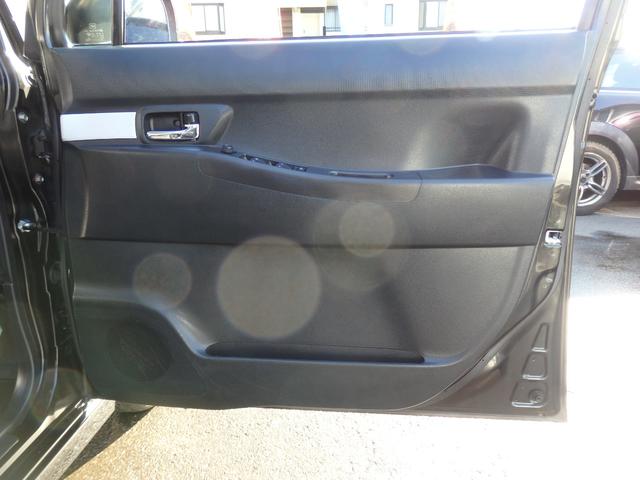 ムーヴコンテ カスタム　Ｘ　ＨＩＤヘッドライト　スマートキー　ナビフルセグＴＶ　ミュージックサーバー　ＣＤＤＶＤ再生　バックカメラ　新品前後ドライブレコーダー　ＥＴＣ　アルミ付夏冬タイヤセット付（49枚目）