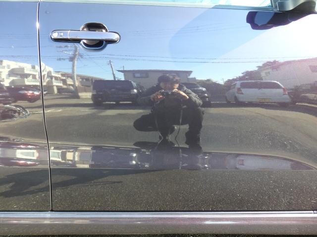 ワゴンＲスティングレー ＴＳ　ＨＩＤヘッドライト　スマートキーＰスタートナビフルセグＴＶ　ＵＳＢ接続ＣＤＤＶＤ再生　ステアリングスイッチパドルシフト新品Ｂカメラ新品前後ドラレコＥＴＣ　純正室内イルミライトアルミ付夏冬タイヤセット付（28枚目）