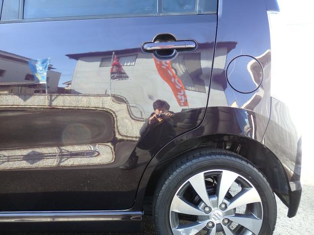 ワゴンＲスティングレー ＴＳ　ＨＩＤヘッドライト　スマートキーＰスタートナビフルセグＴＶ　ＵＳＢ接続ＣＤＤＶＤ再生　ステアリングスイッチパドルシフト新品Ｂカメラ新品前後ドラレコＥＴＣ　純正室内イルミライトアルミ付夏冬タイヤセット付（32枚目）