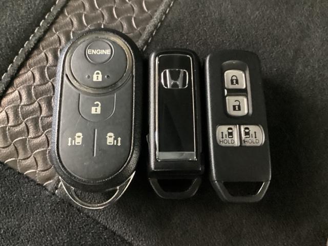 Ｎ－ＢＯＸカスタム Ｇ・Ｌホンダセンシング　いまコレ＋新品・ディスプレイ・オーディオ付　光触媒抗菌消臭施工済　エアコン　衝突被害軽減装置　シ－トヒ－タ－　ＶＳＡ　パワーウィンドウ　エアバック　Ｗ電動スライド　ベンチシート　４ＷＤ車　キーフリー（15枚目）