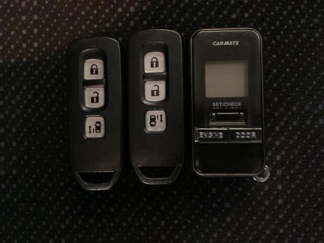 Ｎ－ＢＯＸ ＧＳＳパッケージ　光触媒抗菌消臭施工済　ナビ　シートヒーター　ＥＴＣ　Ｉストップ　両側スライド片側電動ドア　ダブルエアバック　イモビ　１セグＴＶ　スマートキー＆プッシュスタート　ベンチシ－ト　フルオートエアコン　ＡＢＳ（12枚目）