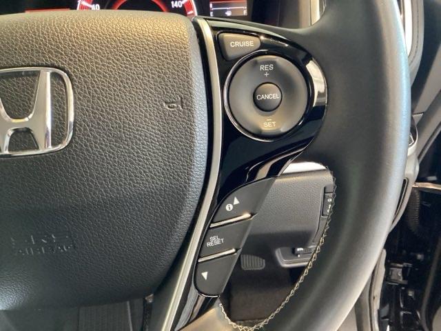 オデッセイ アブソルート・ＥＸ　光触媒抗菌消臭施工済　エンジンスターター　ナビ　オットマン　ＥＴＣ　ＭＴモード　バックモニター　ＷＡＣ　スマ－トキ－　セキュリティーアラーム　３列シート　ＤＶＤ再生　オートクルーズコントロール　ＡＢＳ（13枚目）