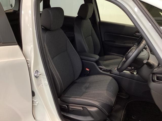 フィット e:HEVホームブラックスタイル 中古スタッドレスタイヤ、純正メモリーナビ、ドライブレコーダー前後装着+ETC付 当社デモカー Bカメラ DVD再生 ドラレコ アイドリングストップ オートクルーズコントロール LEDヘッドランプ(23枚目)