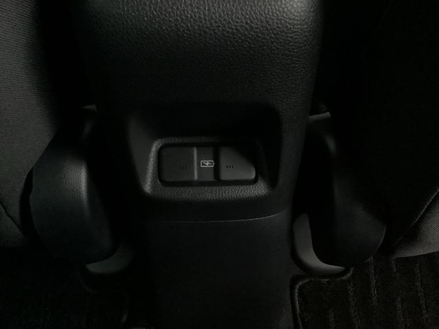 フィット e:HEVホームブラックスタイル 中古スタッドレスタイヤ、純正メモリーナビ、ドライブレコーダー前後装着+ETC付 当社デモカー Bカメラ DVD再生 ドラレコ アイドリングストップ オートクルーズコントロール LEDヘッドランプ(25枚目)