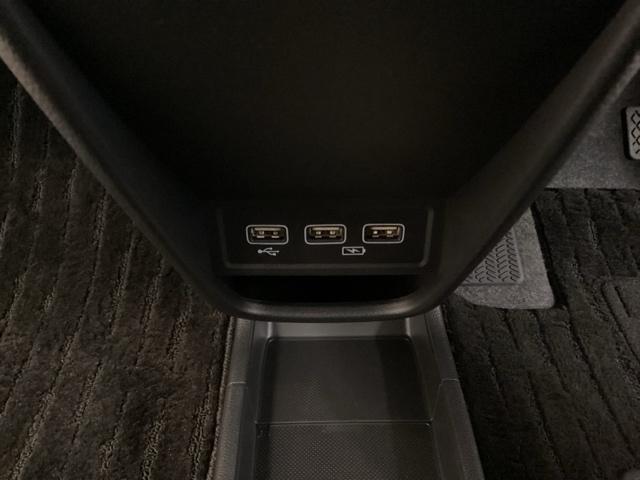 Ｎ－ＯＮＥ オリジナルスタイルプラスアーバン　中古スタッドレスタイヤ、純正メモリーナビ、ドライブレコーダー前後装着＋ＥＴＣ付　当社デモカー　ＬＥＤヘッドライト　コーナーセンサー　前席シートヒーター　横滑り防止装置　バックカメラ　ワンオーナー（13枚目）