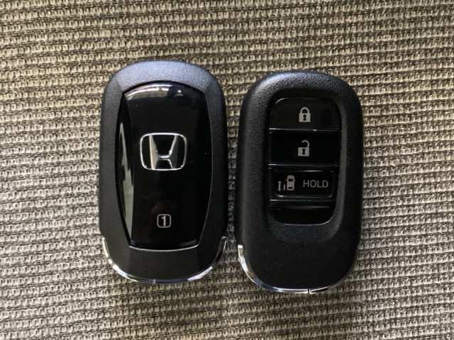 Ｎ－ＢＯＸ ベースグレード　中古スタッドレスタイヤ、純正メモリーナビ、ドライブレコーダー前後装着＋ＥＴＣ付　当社デモカー　エアバック　横滑り防止　Ｄレコ　４ＷＤ車　Ｒカメ　前後ソナー　ＬＥＤライト　サイドカーテンエアバック（17枚目）