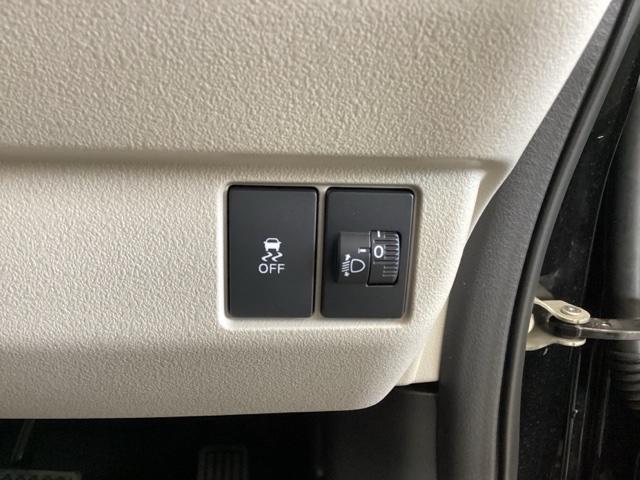 Ｎ－ＢＯＸ ベースグレード　中古スタッドレスタイヤ、純正メモリーナビ、ドライブレコーダー前後装着＋ＥＴＣ付　当社デモカー　エアバック　横滑り防止　Ｄレコ　４ＷＤ車　Ｒカメ　前後ソナー　ＬＥＤライト　サイドカーテンエアバック（19枚目）