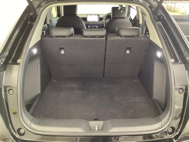 ヴェゼル ｅ：ＨＥＶＺ　ドライブレコーダー前後装備車　光触媒抗菌消臭施工済　ナビ　シートヒーター　ＥＴＣ　衝突回避支援ブレーキ機能　スマキ　Ｐトランク　フルオートエアコン　Ｄレコ　エアバッグ　両席エアバック　Ｒカメ　ソナー（24枚目）