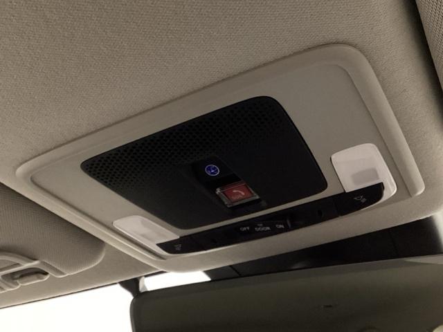 ヴェゼル ｅ：ＨＥＶＺ　光触媒抗菌消臭施工済　ドラレコ前後　障害物センサー　ナビ　シートヒーター　ＥＴＣ　衝突回避支援ブレーキ機能　スマキ　Ｐトランク　フルオートエアコン　Ｄレコ　エアバッグ　両席エアバック　Ｒカメ　ソナー（6枚目）