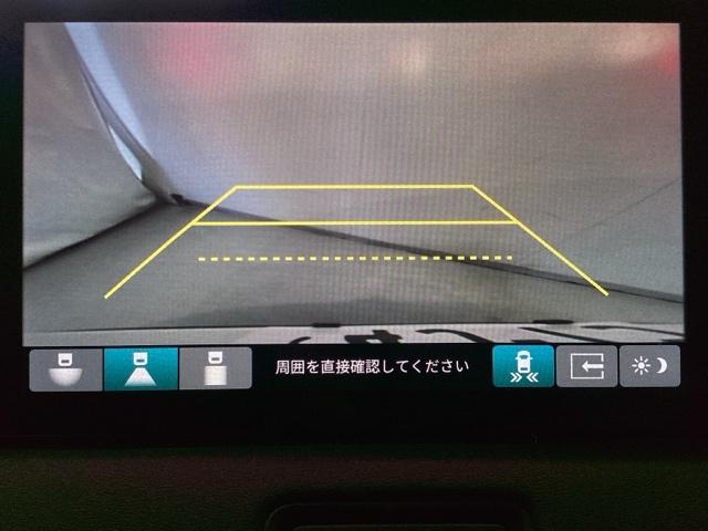 ヴェゼル ｅ：ＨＥＶＺ　光触媒抗菌消臭施工済　ドラレコ前後　障害物センサー　ナビ　シートヒーター　ＥＴＣ　衝突回避支援ブレーキ機能　スマキ　Ｐトランク　フルオートエアコン　Ｄレコ　エアバッグ　両席エアバック　Ｒカメ　ソナー（8枚目）