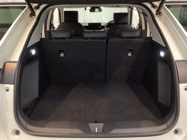 ヴェゼル ｅ：ＨＥＶＺ　光触媒抗菌消臭施工済　ドラレコ前後　障害物センサー　ナビ　シートヒーター　ＥＴＣ　衝突回避支援ブレーキ機能　スマキ　Ｐトランク　フルオートエアコン　Ｄレコ　エアバッグ　両席エアバック　Ｒカメ　ソナー（26枚目）