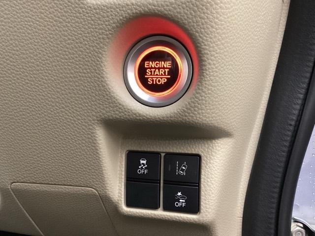 N-BOX G・Lホンダセンシング 光触媒抗菌消臭施工済 ドラレコ ナビ ETC レーダブレーキ Aストップ ESC キーフリーシステム LEDライト フルセグ対応 バックM USB スマートキー クルコン 両席エアバック エアコン(17枚目)