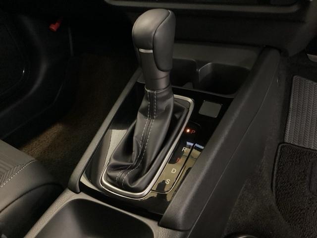 ＷＲ－Ｖ Ｚ　中古スタッドレスタイヤ、純正メモリーナビ、ドライブレコーダー前後装着＋ＥＴＣ付　当社デモカー　ソナー　盗難防止装置　誤発進抑制　Ｒカメラ　ワンオーナー　ＵＳＢ　ＥＳＣ　ＬＥＤライト　ＡＢＳ　ドラレコ（9枚目）