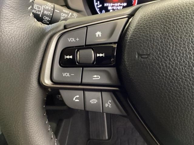 ＷＲ－Ｖ Ｚ　中古スタッドレスタイヤ、純正メモリーナビ、ドライブレコーダー前後装着＋ＥＴＣ付　当社デモカー　ソナー　盗難防止装置　誤発進抑制　Ｒカメラ　ワンオーナー　ＵＳＢ　ＥＳＣ　ＬＥＤライト　ＡＢＳ　ドラレコ（13枚目）