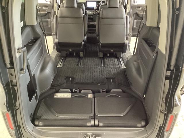 ステップワゴンスパーダ スパーダ・クールスピリットホンダセンシング　光触媒抗菌消臭施工済　エンジンスターター　ナビ　リア席モニター　シートヒーター　ＭＴモード　ＥＴＣ　盗難防止装置　シ－トヒ－タ－　ＬＥＤヘットライト　左右電動スライドドア　ＡＢＳ　スマ－トキ－　ターボ（26枚目）