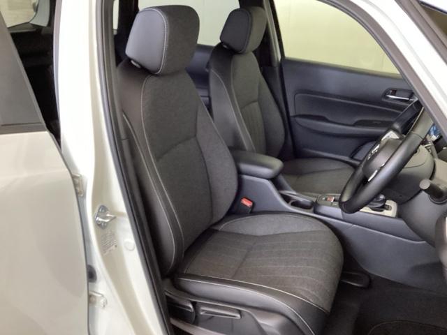 フィット ｅ：ＨＥＶホーム　中古スタッドレスタイヤ、純正メモリーナビ、ドライブレコーダー前後装着＋ＥＴＣ２．０付　当社デモカー　前後誤発進抑制機能　クリソナ　助手席エアバッグ　運転席エアバッグ　１オナ　アイドリングストップ（20枚目）