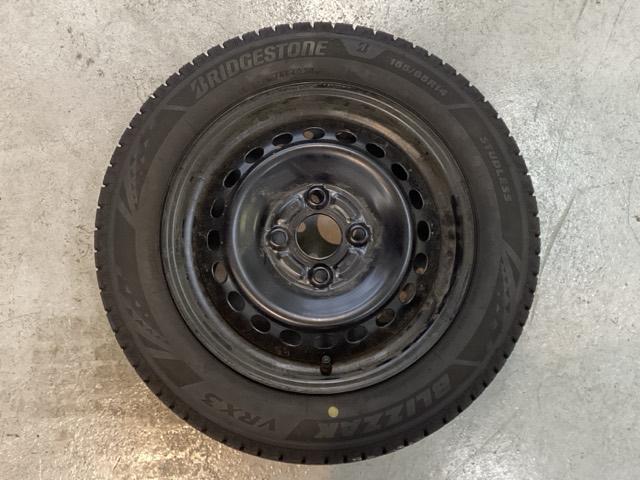 Ｎ－ＢＯＸ ベースグレード　中古スタッドレスタイヤ、純正メモリーナビ、ドライブレコーダー前後装着＋ＥＴＣ付　当社デモカー　エアバック　横滑り防止　Ｄレコ　４ＷＤ車　Ｒカメ　前後ソナー　ＬＥＤライト　サイドカーテンエアバック（3枚目）