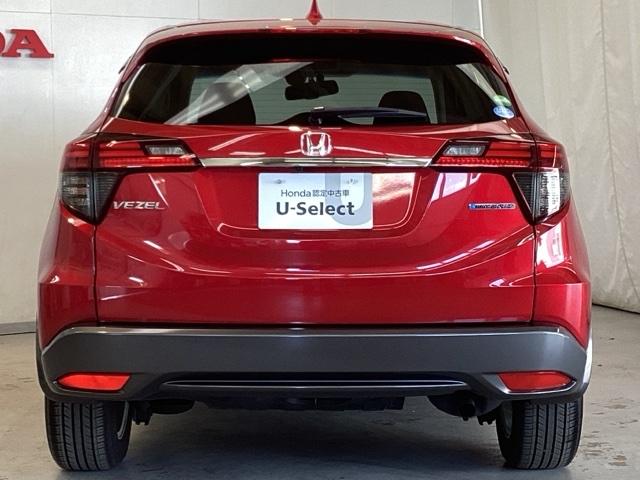 ヴェゼル ハイブリッドＸ・ホンダセンシング　光触媒抗菌消臭施工済　ドラレコ前後　ナビ　ＥＴＣ　ＭＴモード　地デジ　Ａクルーズ　Ｂモニ　スマキー　オートエアコン　ＶＳＡ　ＬＥＤヘッドライト　カーテンエアバッグ　ドライブレコーダー装着車　ＡＢＳ（4枚目）