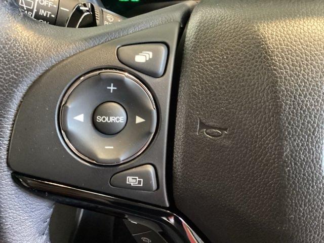 ヴェゼル ハイブリッドＸ・ホンダセンシング　光触媒抗菌消臭施工済　ドラレコ前後　ナビ　ＥＴＣ　ＭＴモード　地デジ　Ａクルーズ　Ｂモニ　スマキー　オートエアコン　ＶＳＡ　ＬＥＤヘッドライト　カーテンエアバッグ　ドライブレコーダー装着車　ＡＢＳ（12枚目）