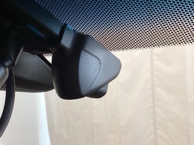 ヴェゼル ハイブリッドＸ・ホンダセンシング　光触媒抗菌消臭施工済　ドラレコ前後　ナビ　ＥＴＣ　ＭＴモード　地デジ　Ａクルーズ　Ｂモニ　スマキー　オートエアコン　ＶＳＡ　ＬＥＤヘッドライト　カーテンエアバッグ　ドライブレコーダー装着車　ＡＢＳ（18枚目）