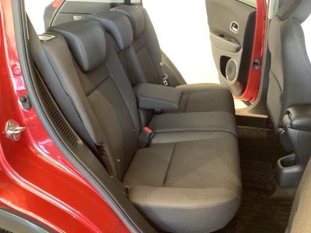 ヴェゼル ハイブリッドＸ・ホンダセンシング　光触媒抗菌消臭施工済　ドラレコ前後　ナビ　ＥＴＣ　ＭＴモード　地デジ　Ａクルーズ　Ｂモニ　スマキー　オートエアコン　ＶＳＡ　ＬＥＤヘッドライト　カーテンエアバッグ　ドライブレコーダー装着車　ＡＢＳ（22枚目）