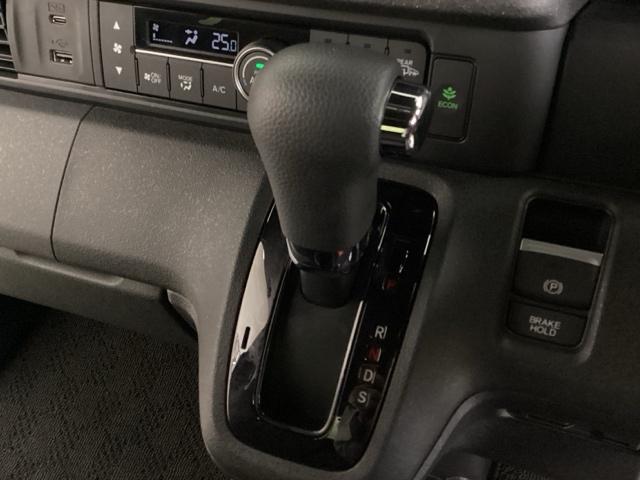 Ｎ－ＢＯＸカスタム ターボ　中古スタッドレスタイヤ、純正メモリーナビ、ドライブレコーダー前後装着＋ＥＴＣ付　当社デモカー　サイドエアバック　Ｄレコ　ＬＥＤランプ　ＥＴＣ車載器　マルチビューカメラ　スマ－トキ－　フルセグテレビ（11枚目）