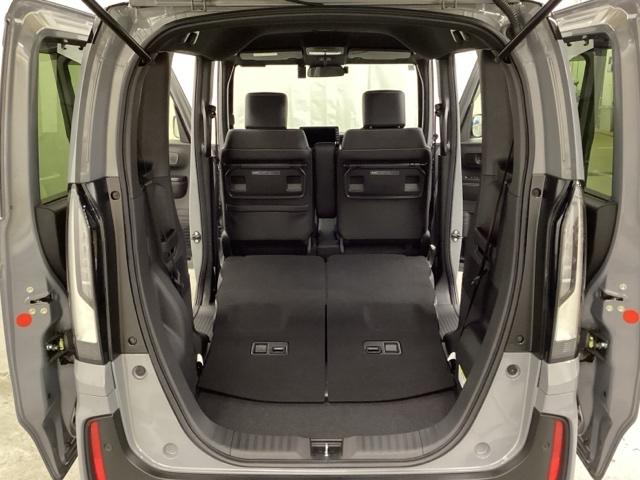 Ｎ－ＢＯＸカスタム ターボコーディネートスタイル　中古スタッドレスタイヤ、純正メモリーナビ、ドライブレコーダー前後装着＋ＥＴＣ付　当社デモカー　サイドエアバッグ　ＬＥＤライト　前席シートヒーター　フルセグＴＶ　スマキー　ＤＶＤ　ＶＳＡ　ベンチシート（28枚目）