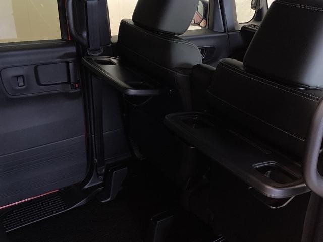 Ｎ－ＢＯＸカスタム ターボコーディネートスタイル　中古スタッドレスタイヤ、純正メモリーナビ、ドライブレコーダー前後装着＋ＥＴＣ付　当社デモカー　サイドエアバッグ　ＬＥＤライト　前席シートヒーター　フルセグＴＶ　スマキー　ＤＶＤ　ＶＳＡ　ベンチシート（26枚目）