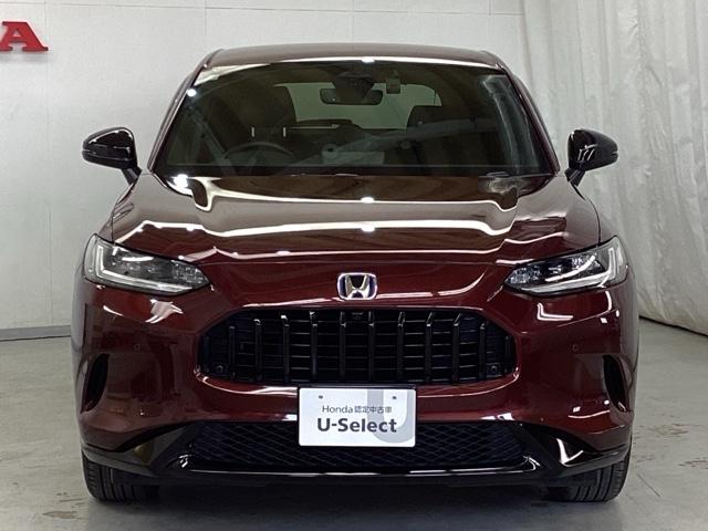 ＺＲ－Ｖ ｅ：ＨＥＶＺ特別仕様車ブラックスタイル　中古スタッドレスタイヤ、純正メモリーナビ、ドライブレコーダー前後装着＋ＥＴＣ２．０付　当社デモカー　全周囲カメラ　電動リアゲート　オートクルーズコントロール　コーナーセンサー　バックカメラ　４ＷＤ（4枚目）