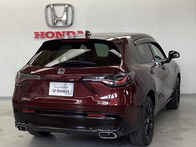 ＺＲ－Ｖ ｅ：ＨＥＶＺ特別仕様車ブラックスタイル　中古スタッドレスタイヤ、純正メモリーナビ、ドライブレコーダー前後装着＋ＥＴＣ２．０付　当社デモカー　全周囲カメラ　電動リアゲート　オートクルーズコントロール　コーナーセンサー　バックカメラ　４ＷＤ（5枚目）