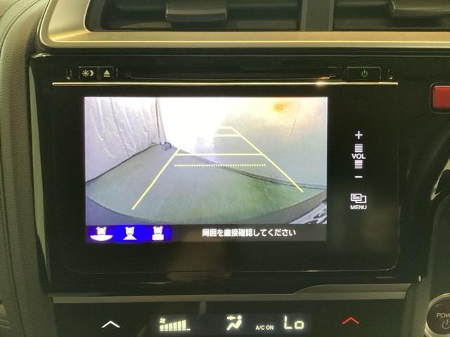 フィットハイブリッド Ｆパッケージ　チタニア抗菌防臭施工済　ナビ　ＵＳＢ端子　ＵＳＢ入力　ＤＶＤ視聴　リヤカメラ　地デジフルセグ　イモビライザー　キーレスエントリー　助手席エアバッグ　横滑防止装置　アイドリング　ＥＴＣ付き　ＡＡＣ（8枚目）