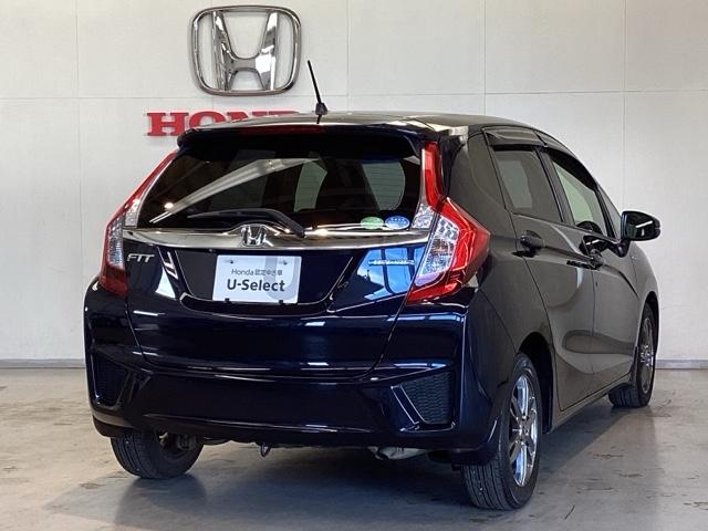 フィットハイブリッド Lパッケージ 光触媒抗菌消臭施工済 ナビ ETC 地デジフルセグTV サイドエアバック DVD再生 LED ECON バックカメラ オートクルーズコントロール イモビライザー ESC AUTOエアコン ABS(3枚目)