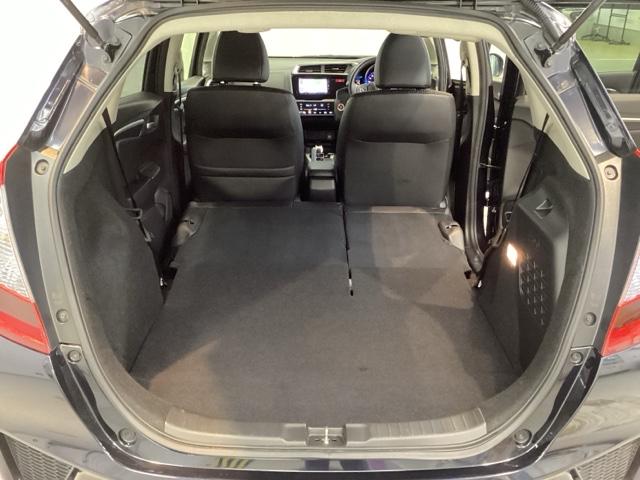 フィットハイブリッド Lパッケージ 光触媒抗菌消臭施工済 ナビ ETC 地デジフルセグTV サイドエアバック DVD再生 LED ECON バックカメラ オートクルーズコントロール イモビライザー ESC AUTOエアコン ABS(21枚目)