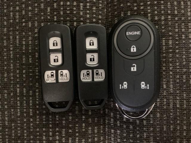 Ｎ－ＢＯＸ Ｌ・ターボ　光触媒抗菌消臭施工済　エンジンスターター　障害物センサー　ドラレコ前後　ナビ　シートヒーター　ＭＴモード　ＤＶＤ再生　ＶＳＡ　ＬＥＤライト　クリアランスソナー　Ｂカメラ　両側パワースライドドア　４ＷＤ（13枚目）