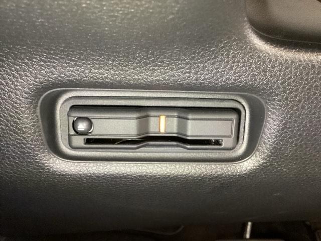 フリード エアーEX 中古スタッドレスタイヤ、純正メモリーナビ、ドライブレコーダー前後装着+ETC付 当社デモカー バックモニター リアクーラー 盗難防止システム DVD 両側パワースライドドア 横滑り防止装置 クルコン(19枚目)